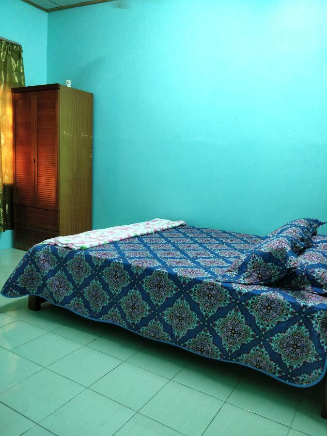 Homestay Kuala Terengganu Exterior foto